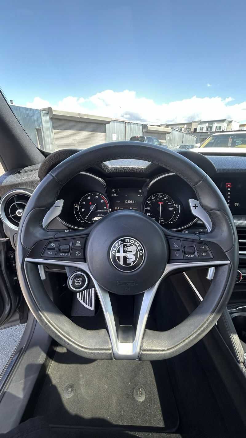 Alfa Romeo Stelvio Image 5