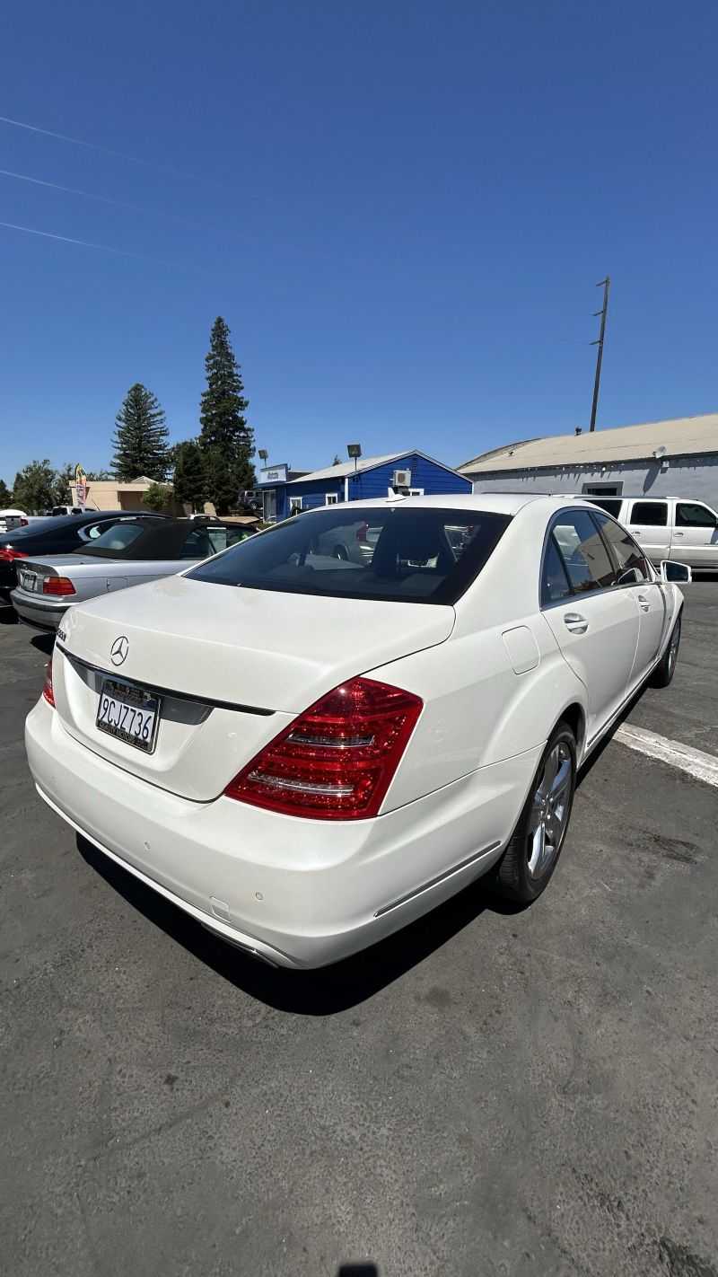 MERCEDES-BENZ S-CLASS Image 9