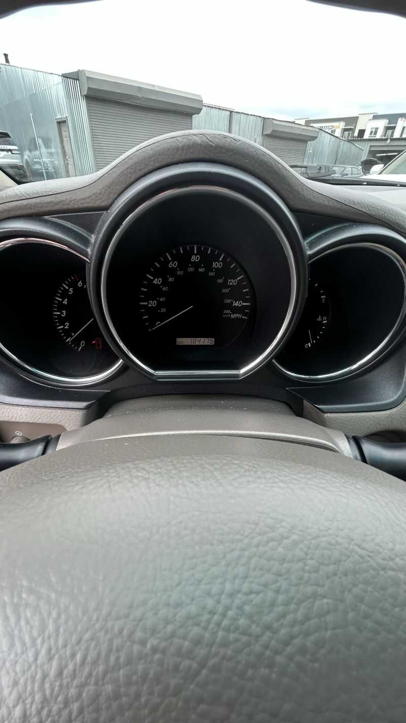 Lexus RX Image 6