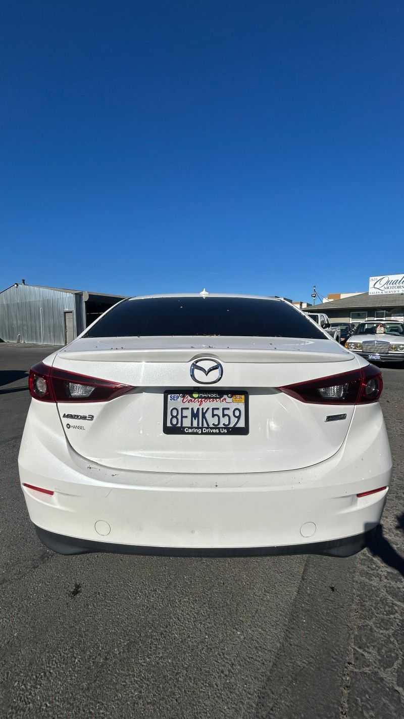 Mazda Mazda3 Image 17