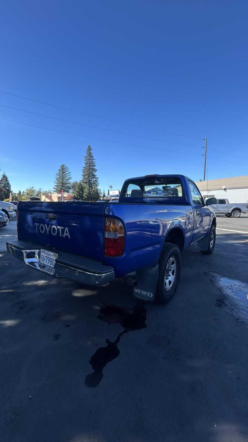 Toyota Tacoma Image 20