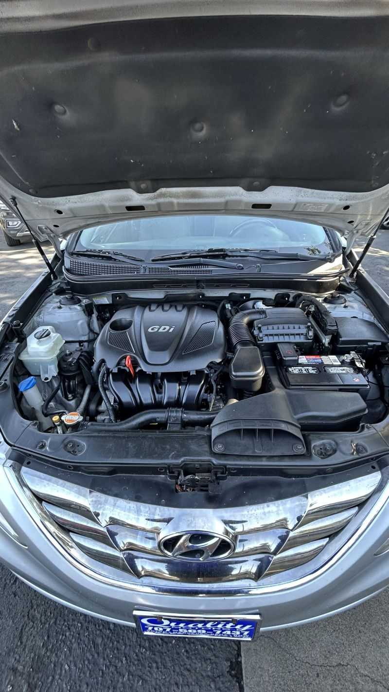 Hyundai Sonata Image 4