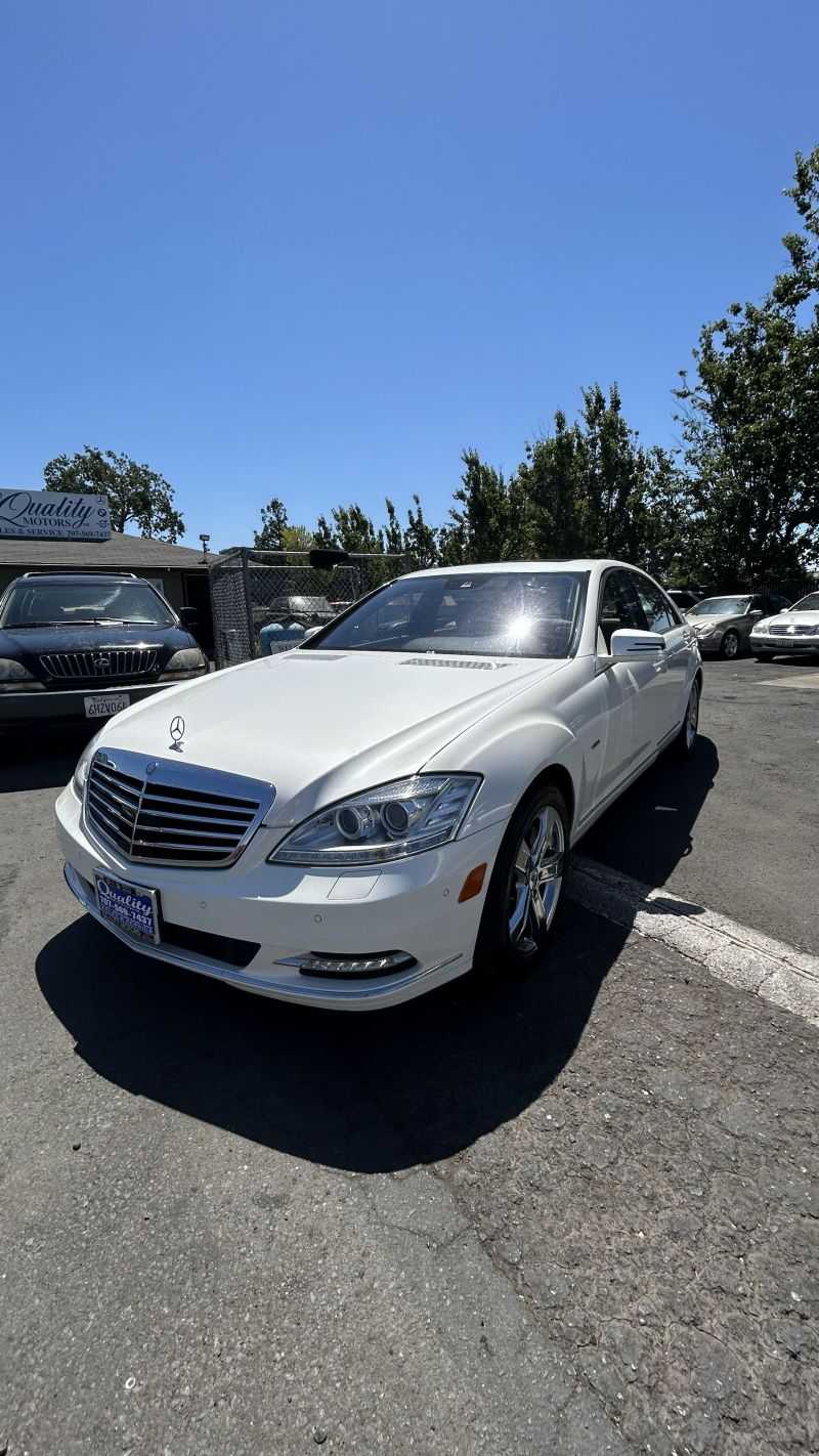 MERCEDES-BENZ S-CLASS Image 1