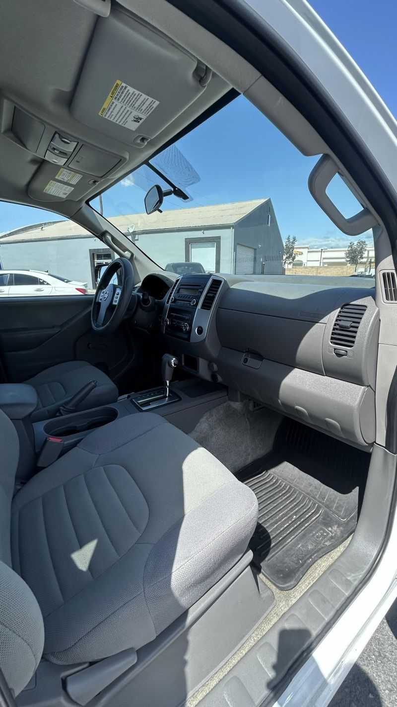 Nissan Frontier Image 10