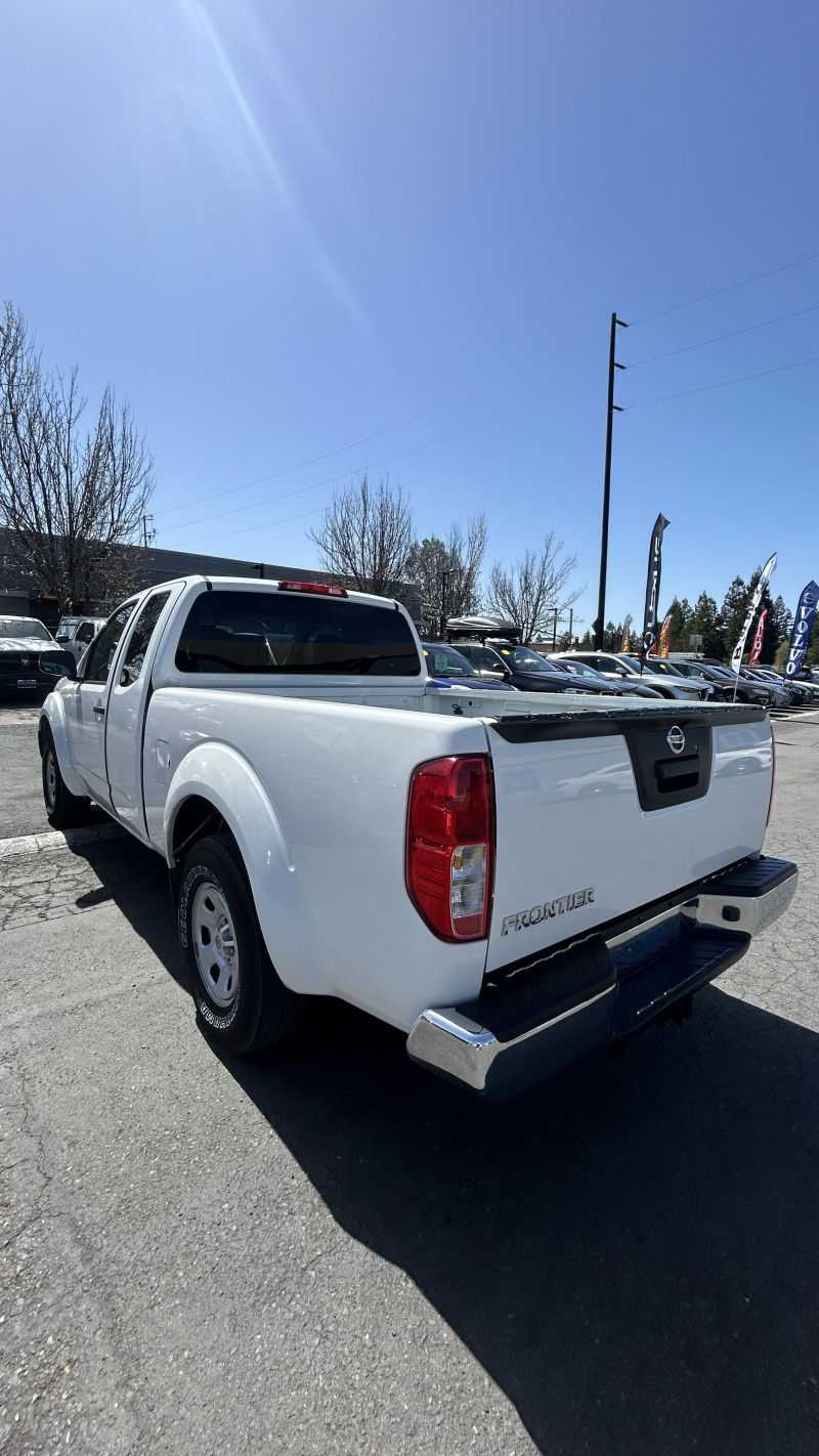 Nissan Frontier Image 18