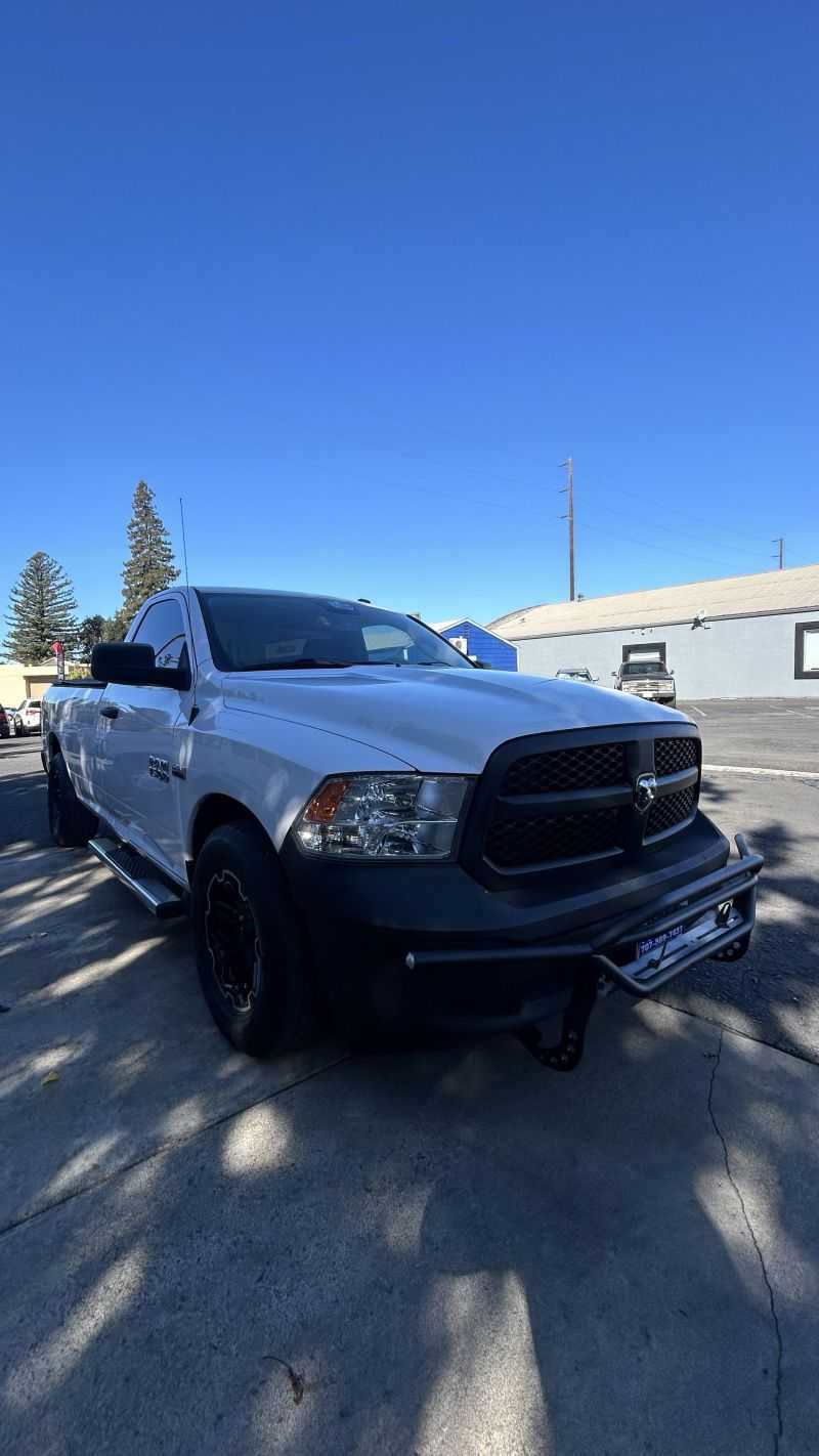 Ram 1500 Regular Cab Image 3