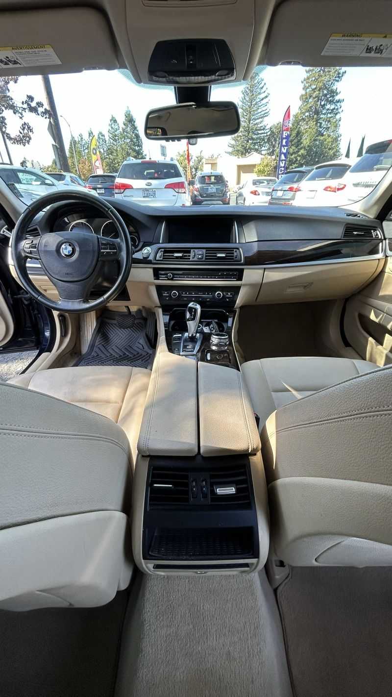 BMW 5 Series Image 10