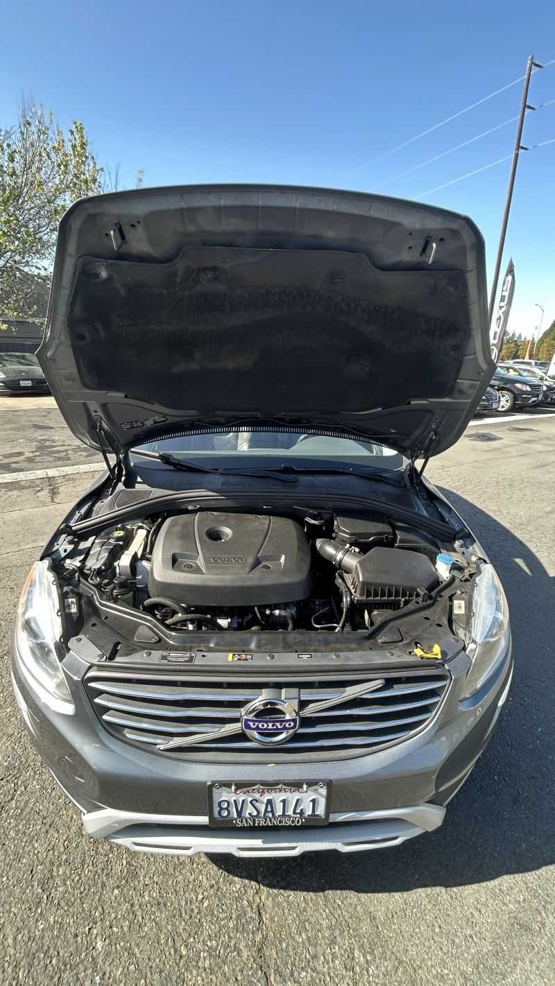 Volvo XC60 Image 4