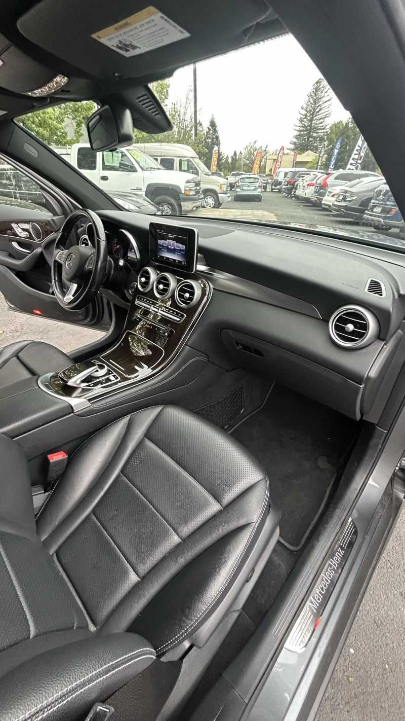 Mercedes-Benz GLC Image 10