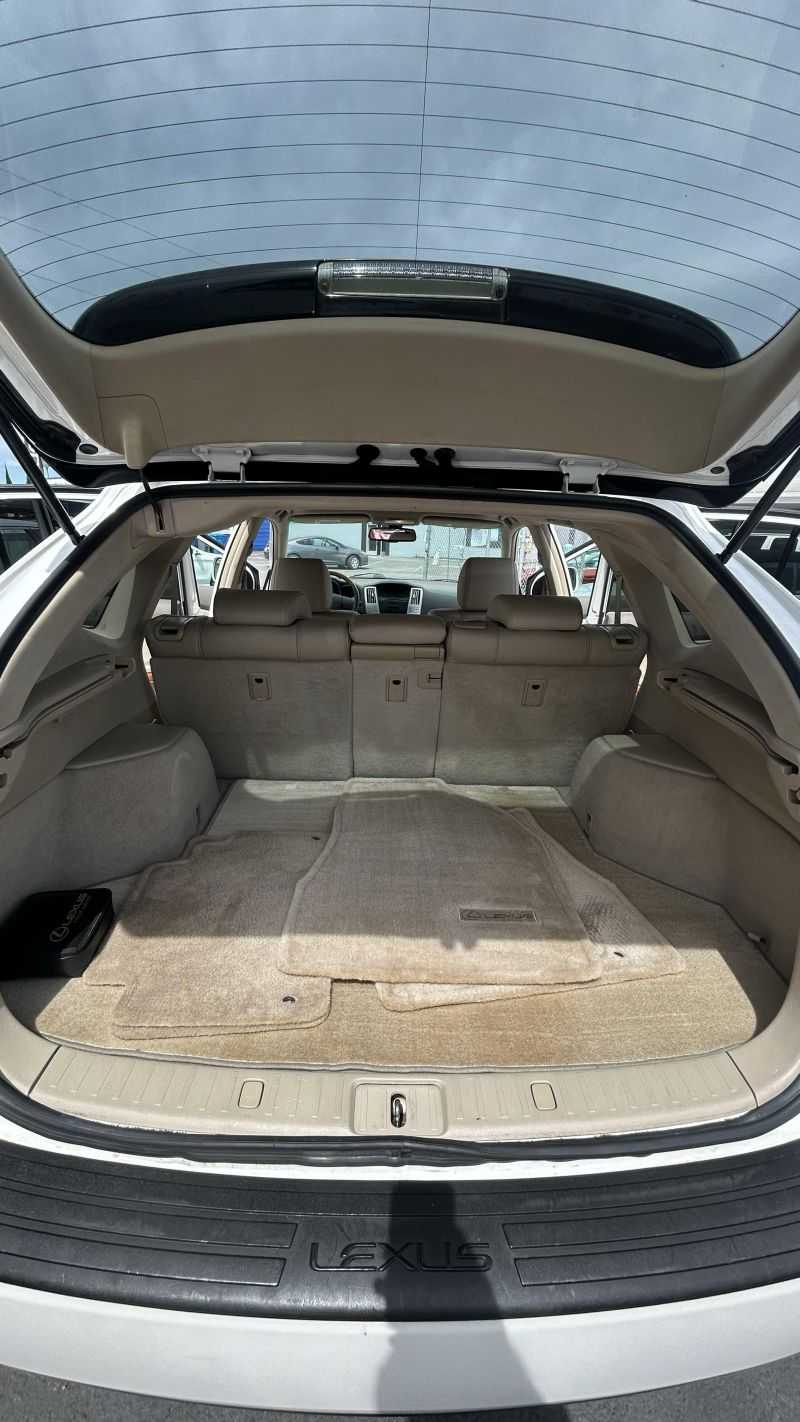 Lexus RX Image 14
