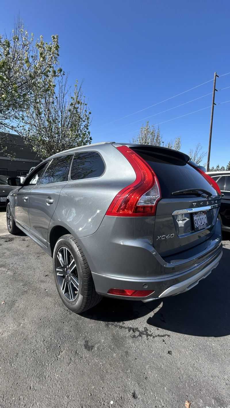 Volvo XC60 Image 18