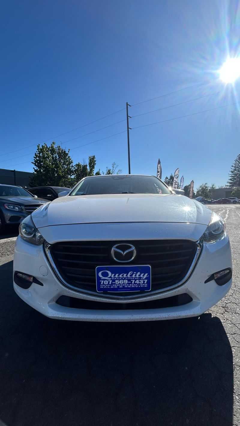 Mazda Mazda3 Image 2