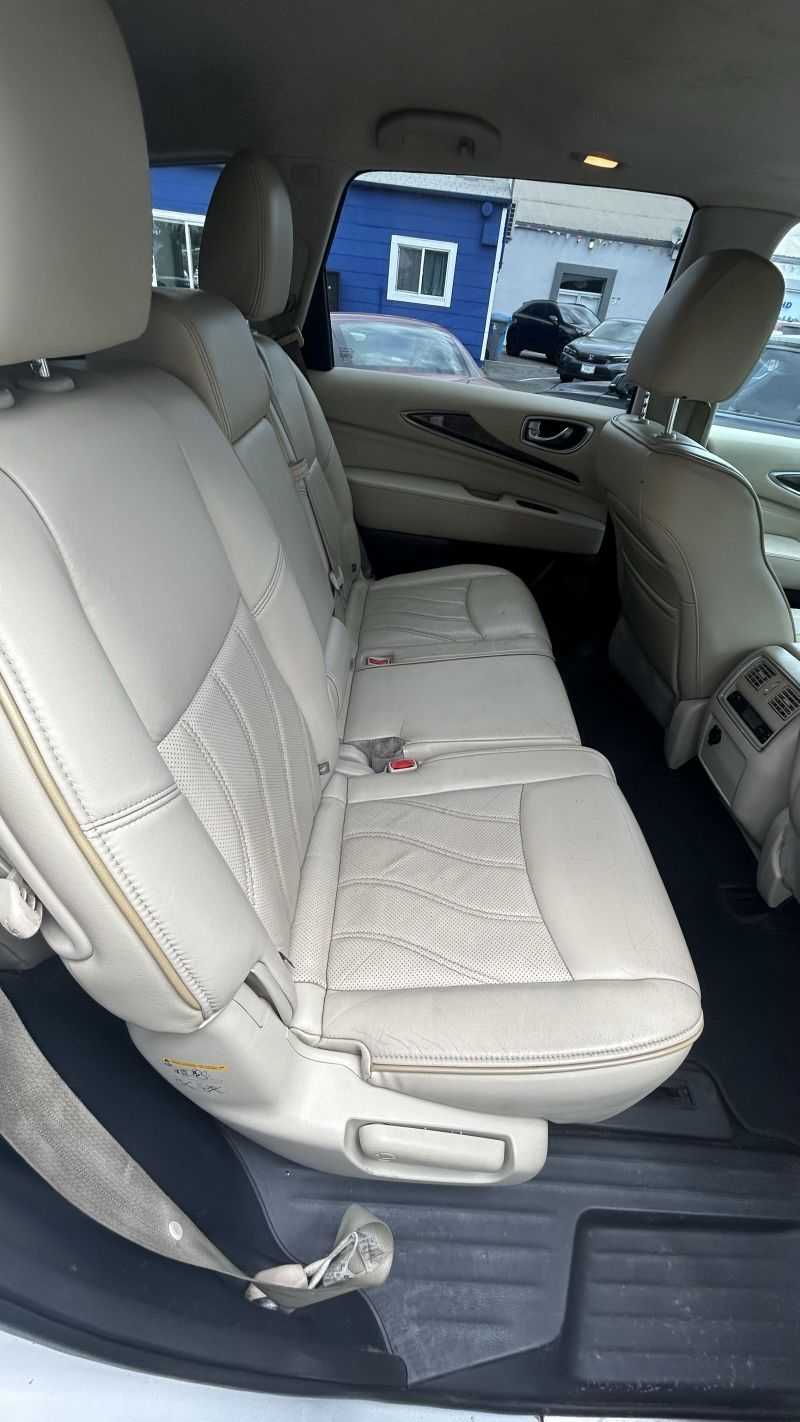 INFINITI QX60 Image 8